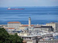Blick vom Colle di San Giusto auf den Hafen und die Stadt