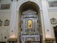 In der Kirche von Borghetto