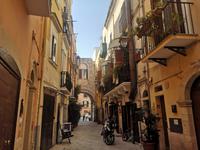 Bari