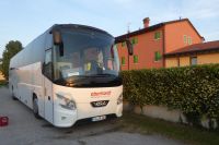 Tag 1 13.05.2022 Corte Casteletto, unser Reisebus der Firma Auerbach