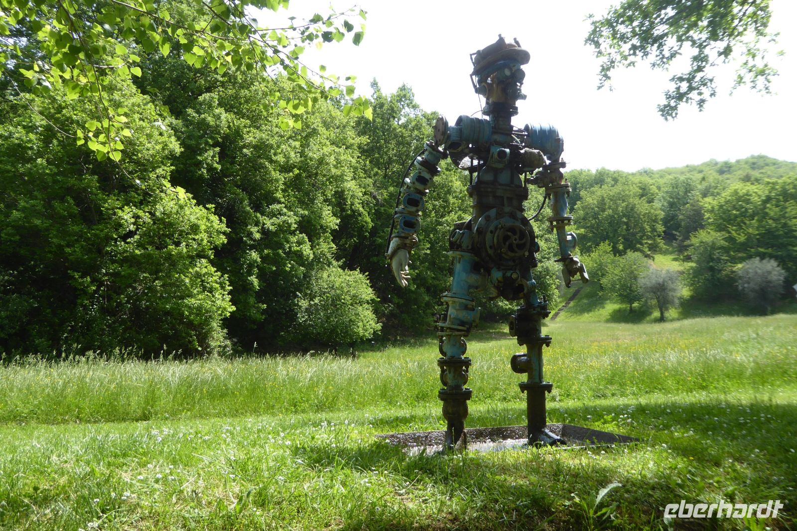 Tag 3 15.05.2022 Spoerri Garten  