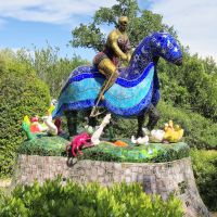 30 Tarockgarten b. Capalbio.jpg