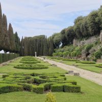 47 Barberinigarten Castelgandolfo.jpg