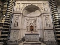 Michelangelo im Dom von Siena  &ndash; &copy; Heike Jack (Eberhardt TRAVEL)