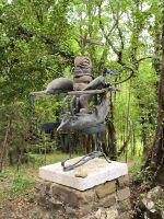 Spoerris Urnengrab  &ndash; &copy; Heike Jack (Eberhardt TRAVEL)