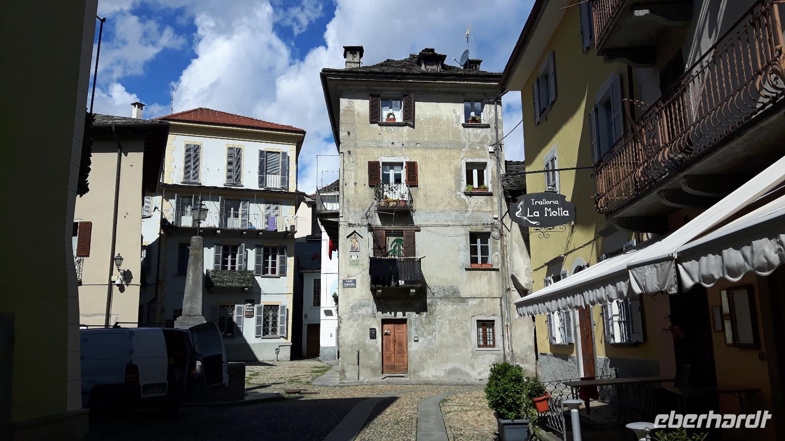 Domodossola (Piazza Fontana)