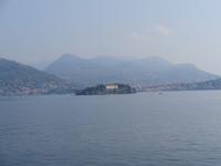 Isola Bella (Blick vom Borromäus-Palast auf die Mutterinsel)