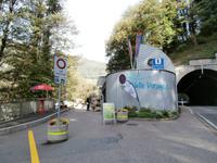 Verzascatal-an der Staumauer