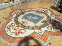 Sich auf dem Bild zu drehen verheißt Liebesglück.