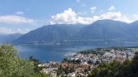 Blick auf den Lago Maggiore in Locarno.jpg