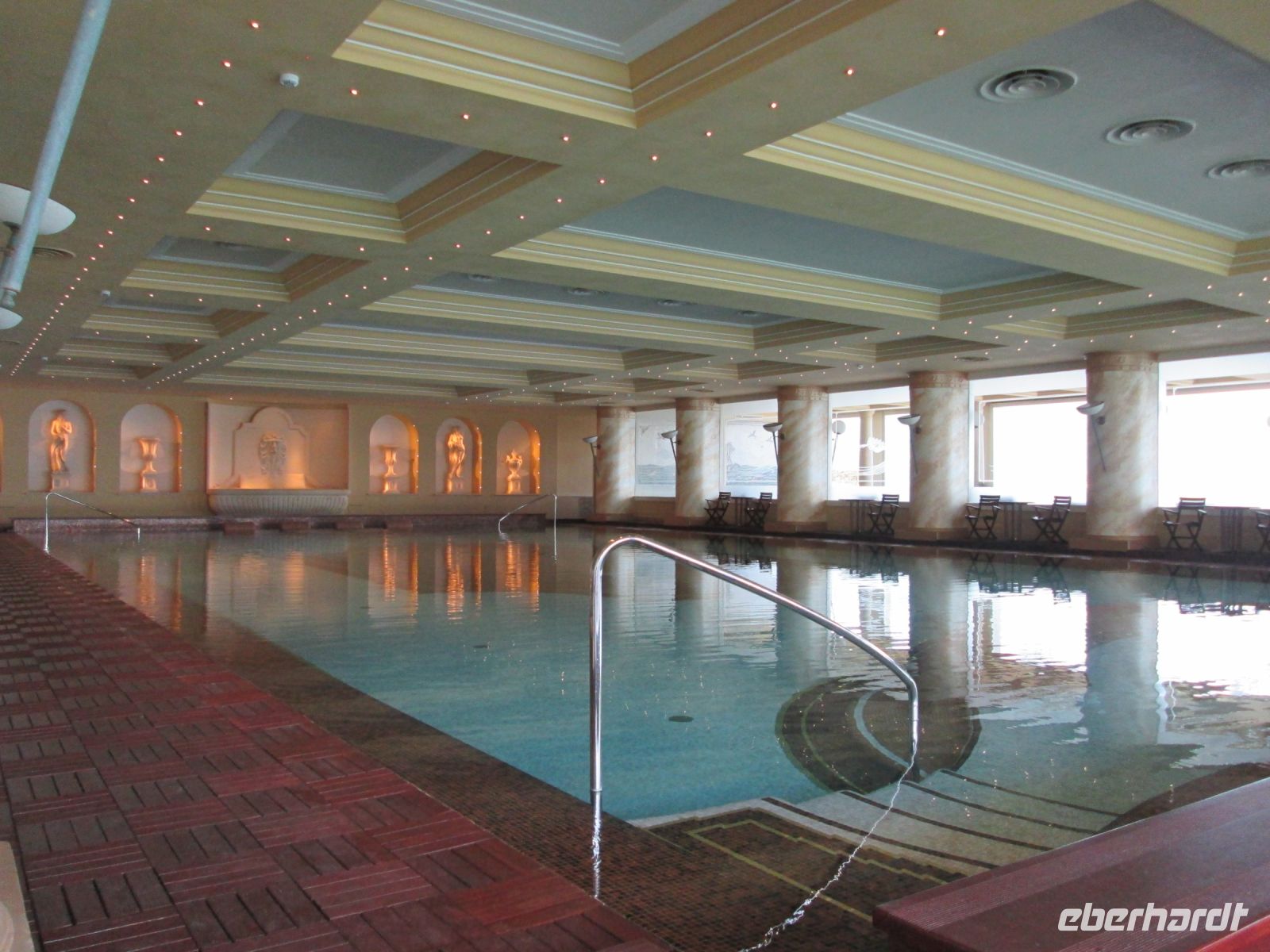 Grand Hotel Dino: Schwimmbad