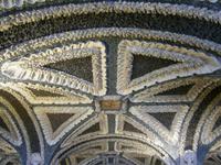 Deckengewölbe in den Grotten