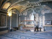 Grotten im Palazzo Borromeo