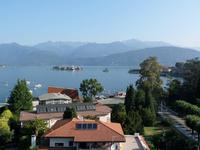 Blick von der Dachterrasse auf den Lago Maggiore