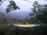 Gleitschirmflieger am Mottarone/ Lago Maggiore