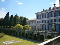 Palazzo Borromeo