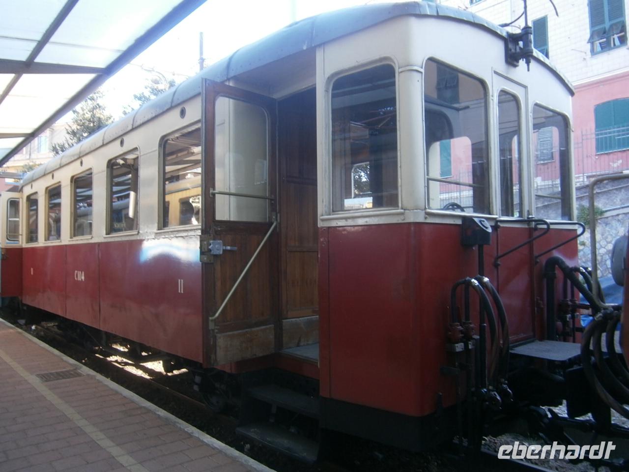 Historiscer Wagen der Ferrovia