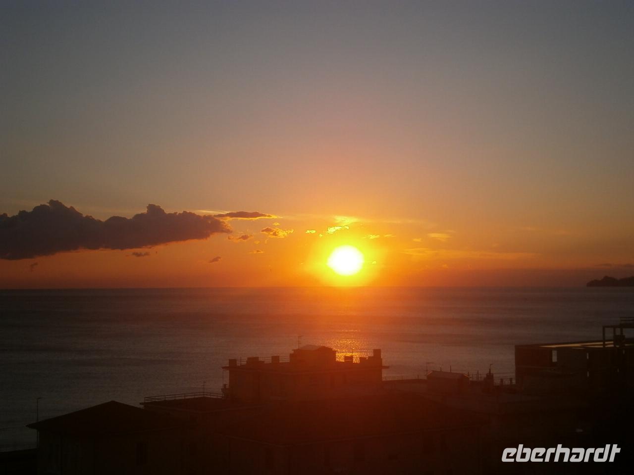Blick vom Hotel - Sonnenuntergang in Ligurien