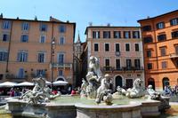 0287 Rom, Neptumbrunnen und deutsche Kirche