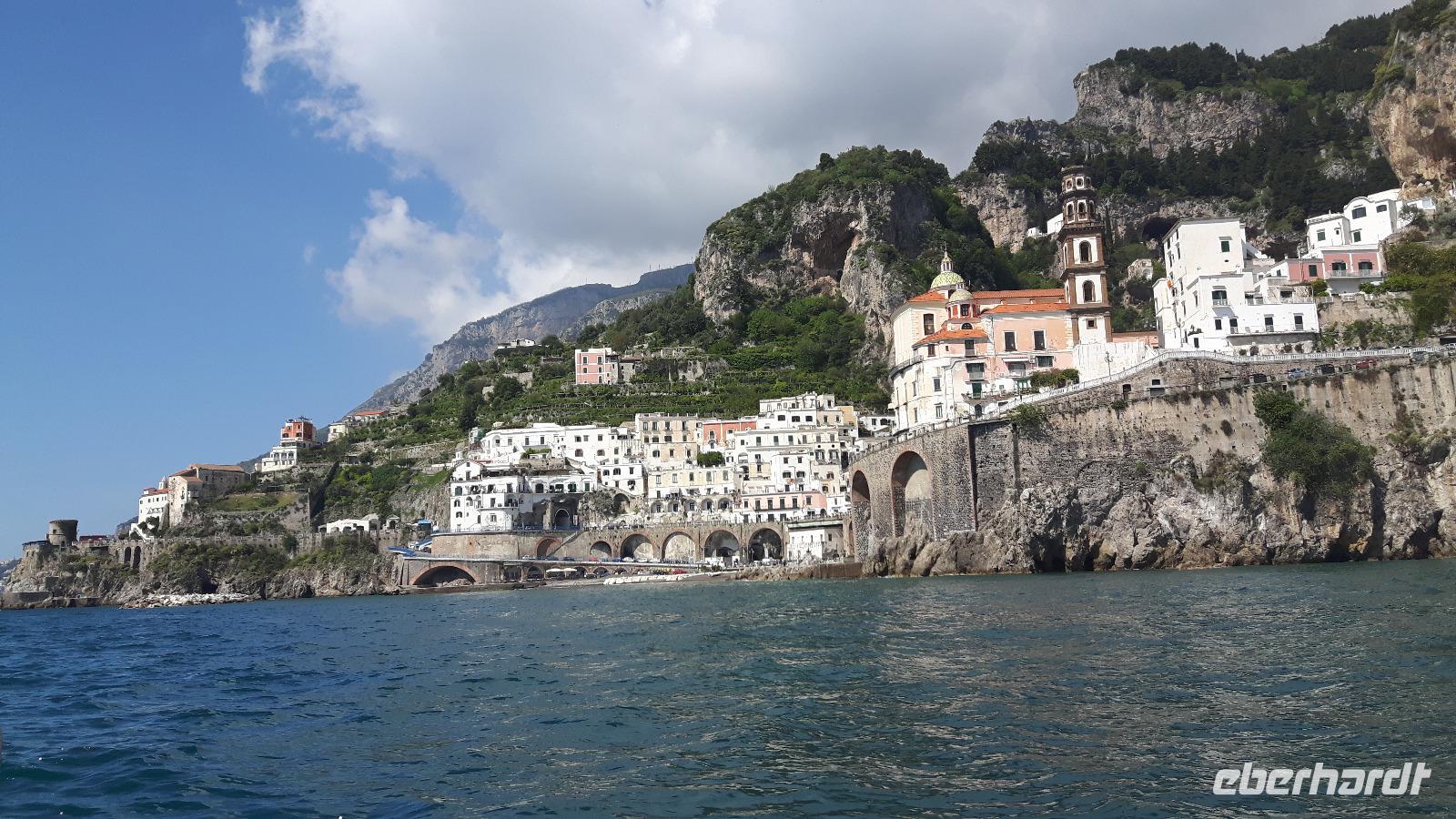 Bootsfahrt entlang der Amalfiküste