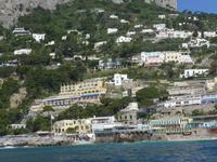 Capri vom Meer aus