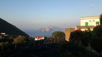 Blick von Termini auf die Insel Capri