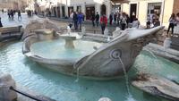 Rom (Fontana della Barcaccia vor der Spanischen Treppe)