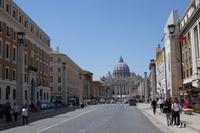 Blick auf den Petersplatz von der Via della Conciliazione