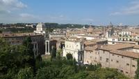 Rom (Blick vom Kapitol-Hügel auf die Dächer der Stadt)