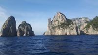 Inselrundfahrt Capri (Faraglioni-Felsen)