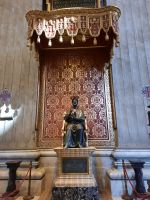 Petersdom - Bronzestatue des hl. Petrus