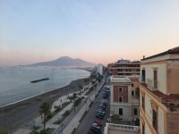 Castellamare di Stabia mit Blick auf den Vesuv
