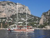 Insel Capri - Schifffahrt rund um die Insel (Marina Piccola)