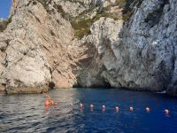 Insel Capri - Schifffahrt rund um die Insel (Grotta Verde)