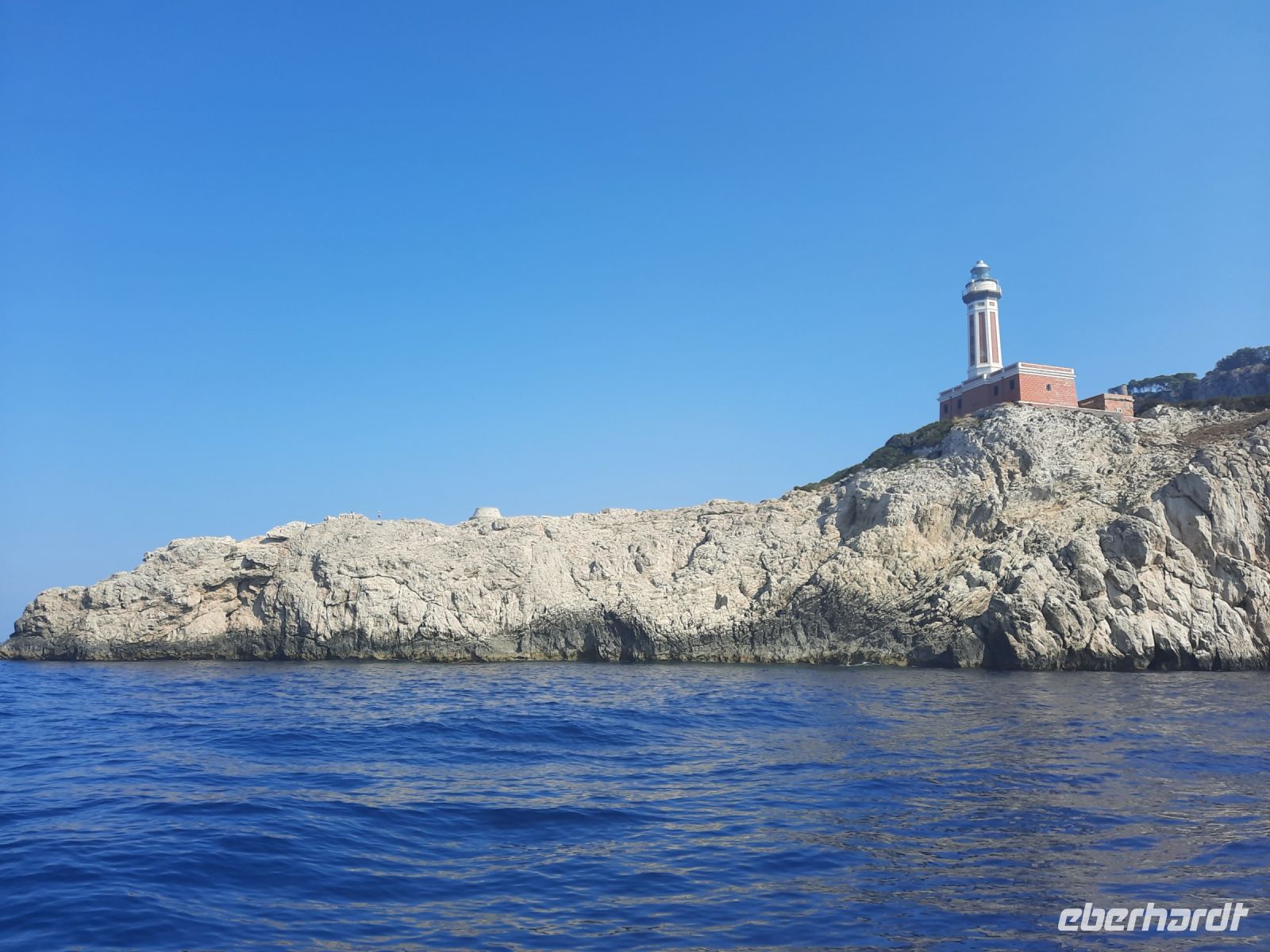 Insel Capri - Schifffahrt rund um die Insel (Leuchtturm Punta Carena)