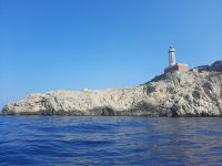 Insel Capri - Schifffahrt rund um die Insel (Leuchtturm Punta Carena)