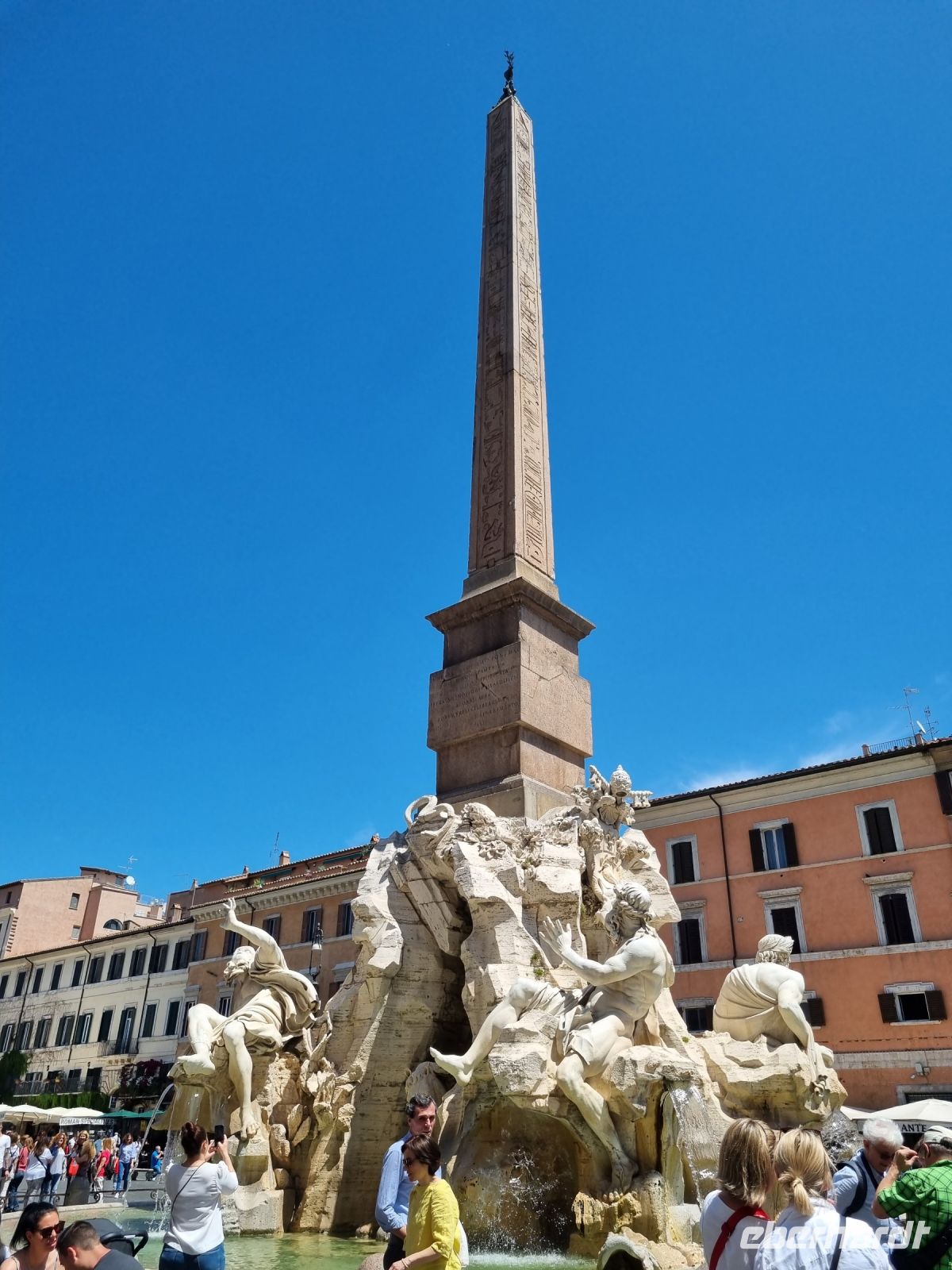 Rom - Piazza Navona (Vier-Ströme-Brunnen)