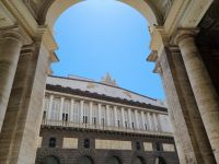 Neapel - Galleria Umberto I mit Blick zum Teatro San Carlo