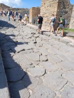 Pompeji-Straße mit Lavagestein