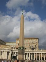 Petersplatz: Obelisk und Apostolischer Palast