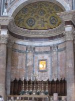 Pantheon: Hauptaltar