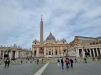 Rom - Petersplatz mit Petersdom 