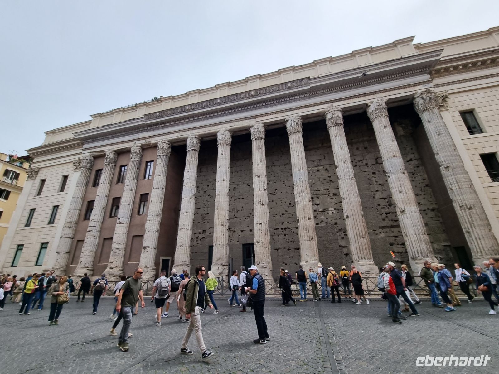 Rom - Piazza di Pietra (Hadrianstempel)