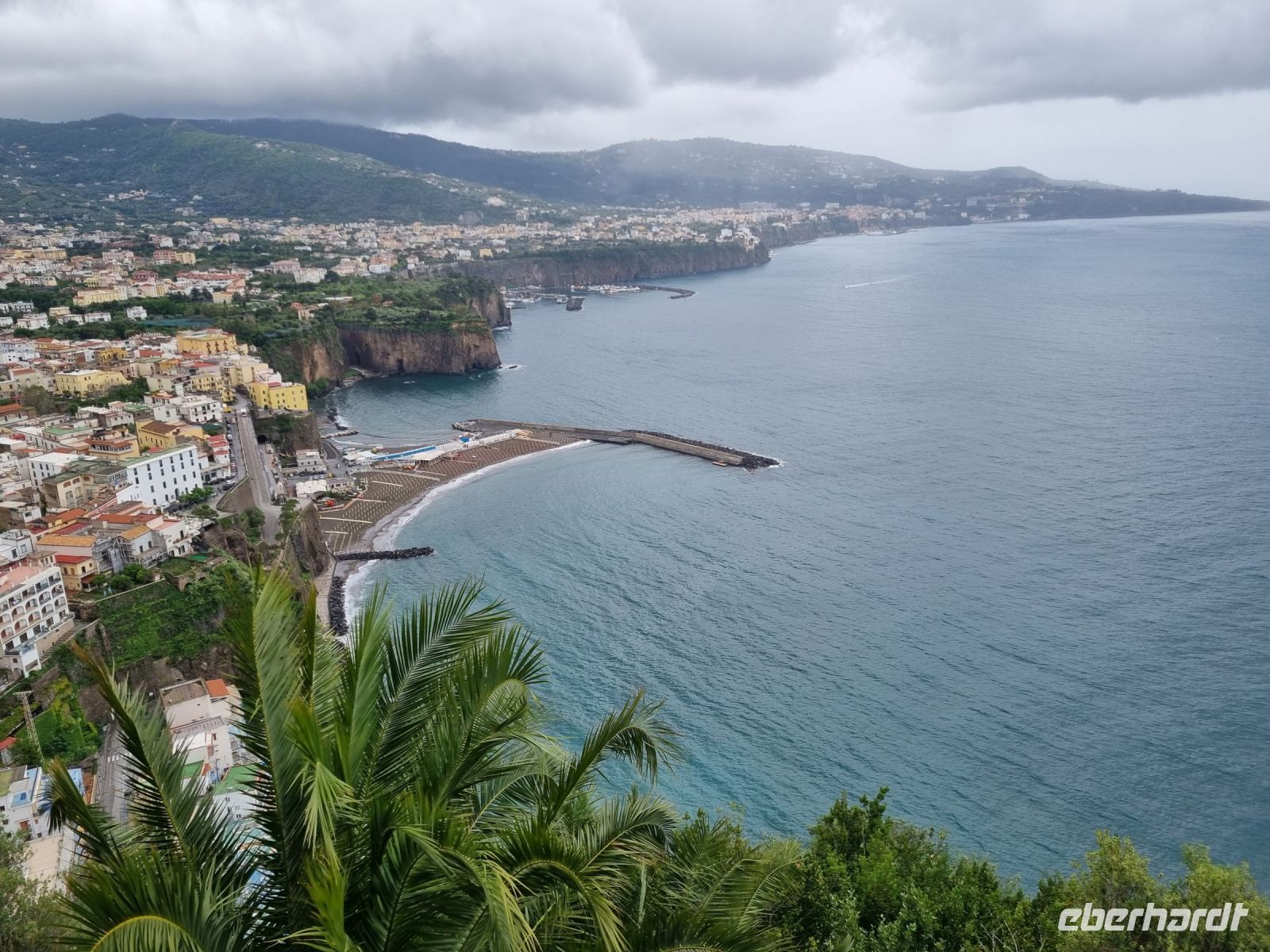 Blick auf die Steilküste von Sorrent