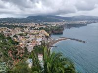 Blick auf die Steilküste von Sorrent