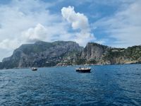 Insel Capri - Schifffahrt rund um die Insel... 