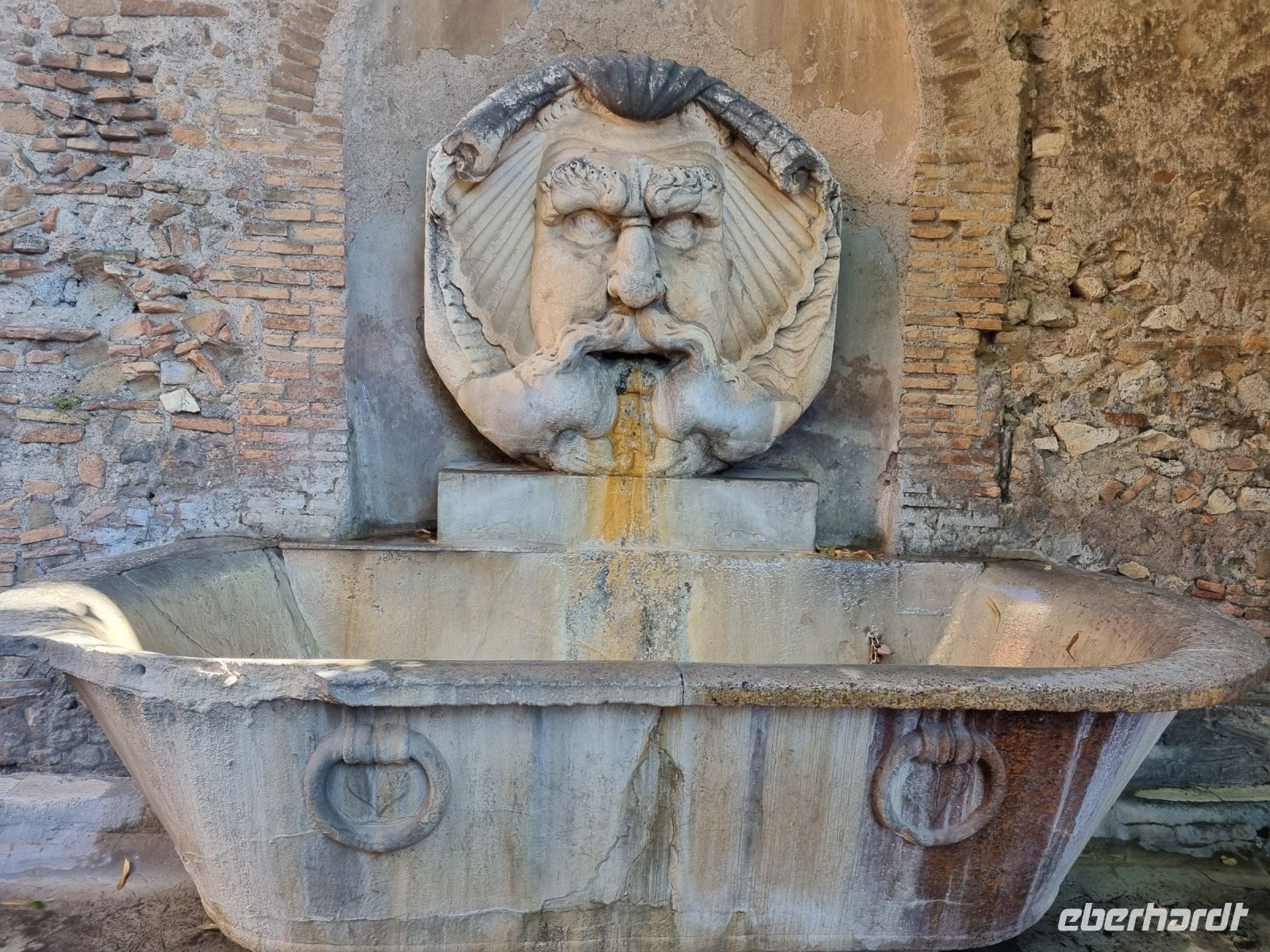 Rom - Brunnen des Maskaron von Santa Sabina