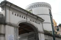 bei der Kaserne von Neapel