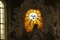 göttliches Licht im Dom von Neapel