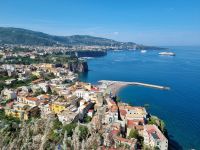 Blick auf die Steilküste von Sorrent